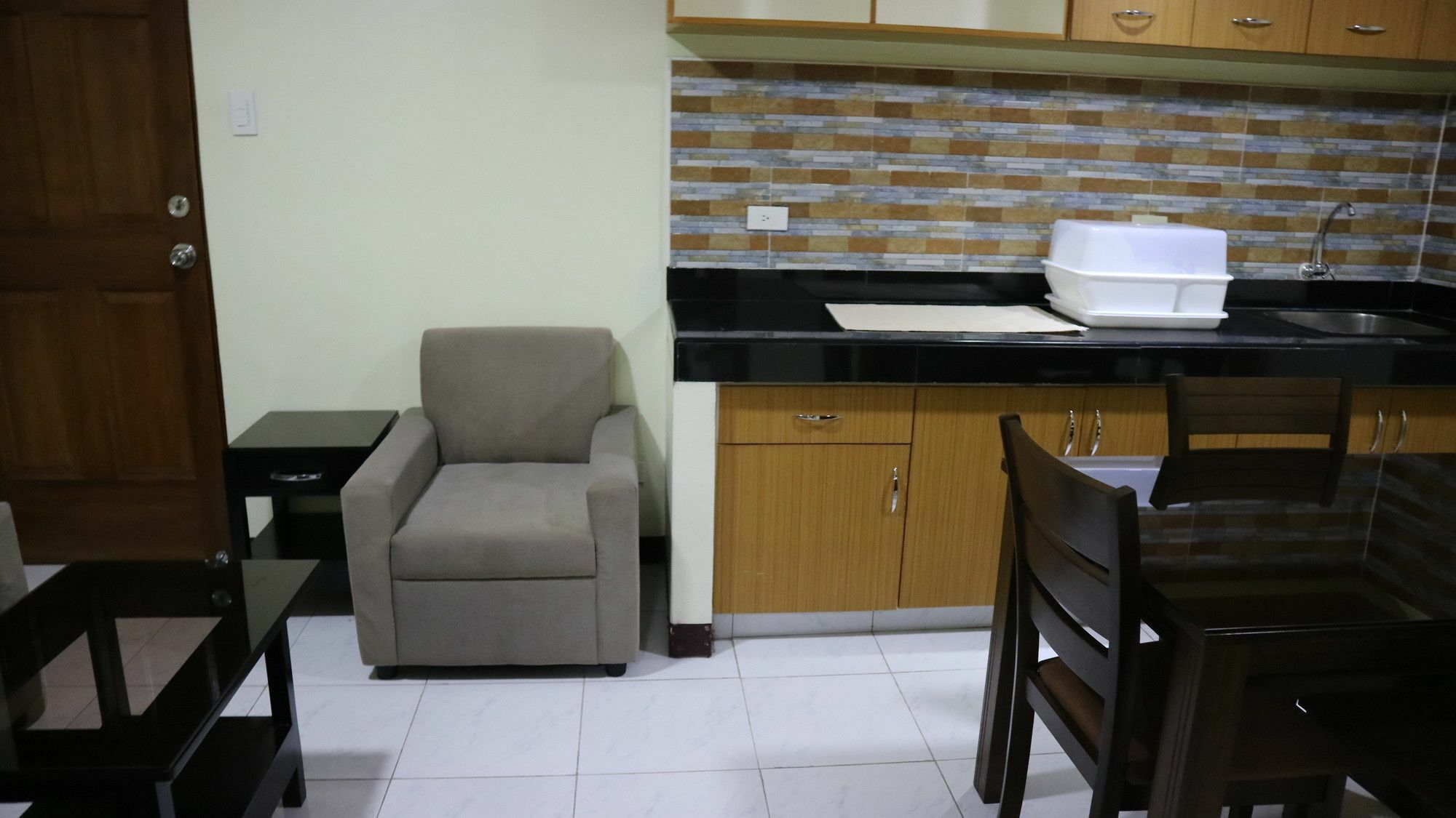 Doniti Suites And Events Place Mandaluyong Exterior photo