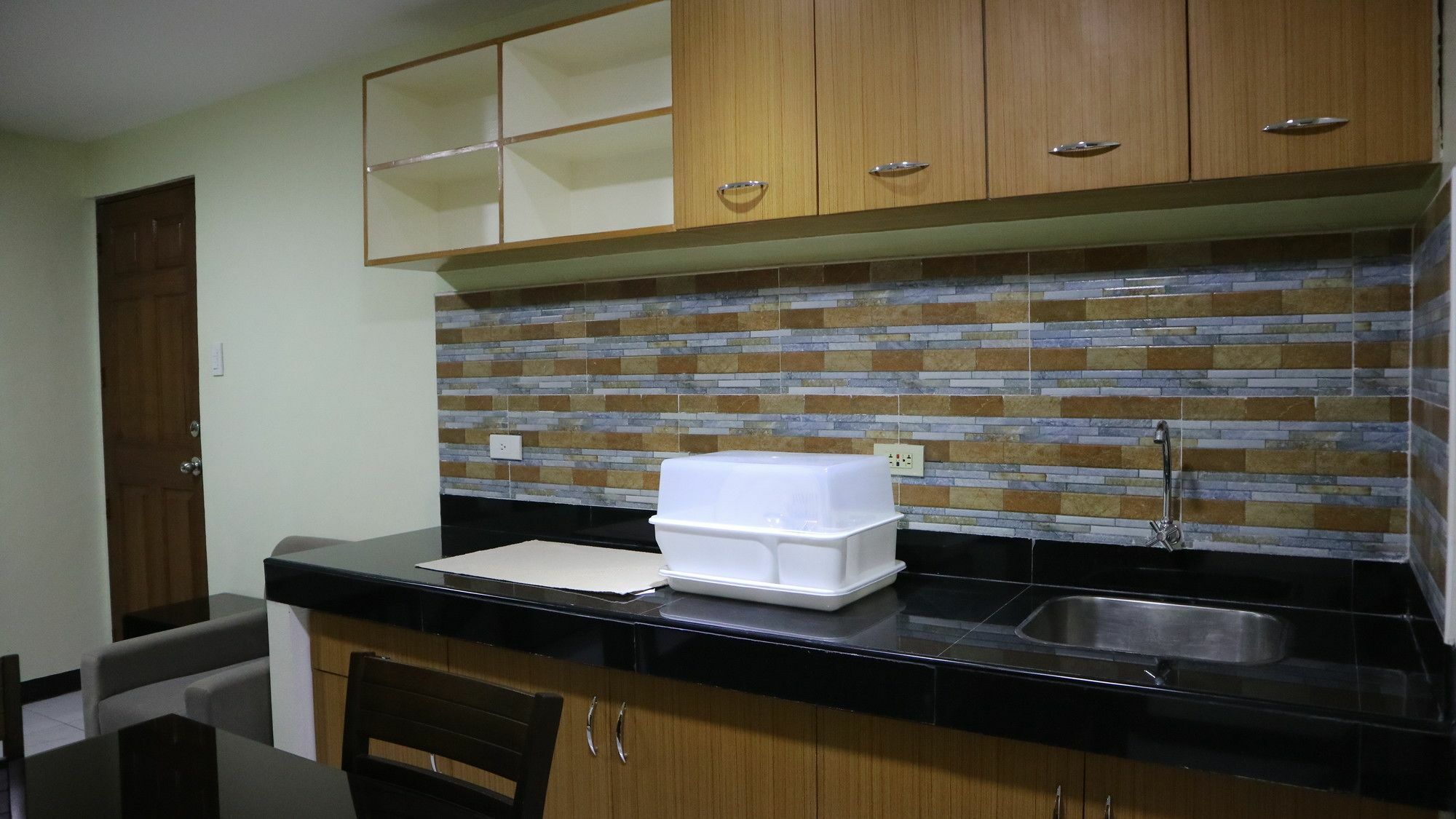 Doniti Suites And Events Place Mandaluyong Exterior photo